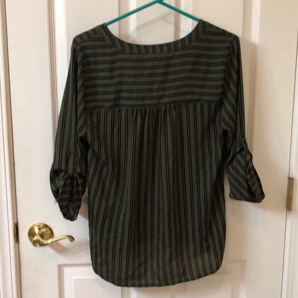 Green Stripe Top - Picture 2 of 3